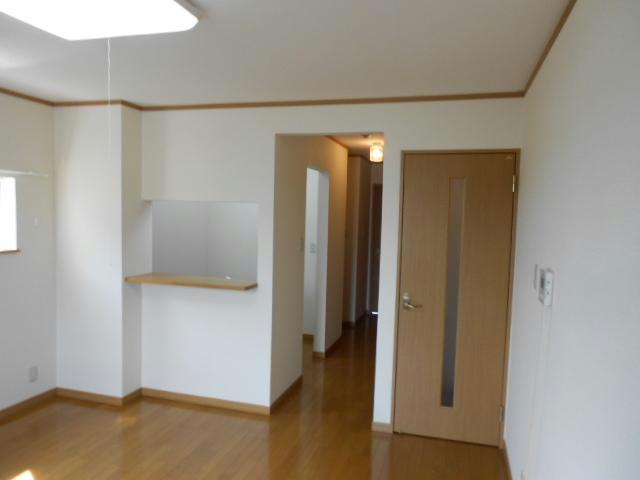セレーノ壱番館の居間・リビング