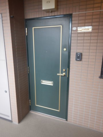 マイキャッスル東長崎の玄関