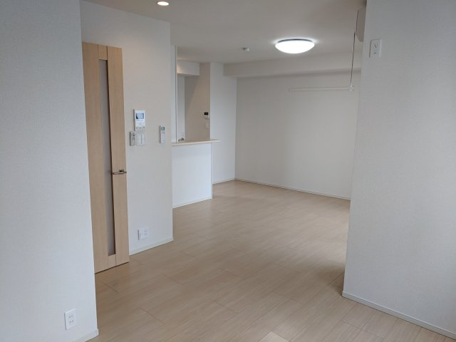 東京tebikiの居間・リビング