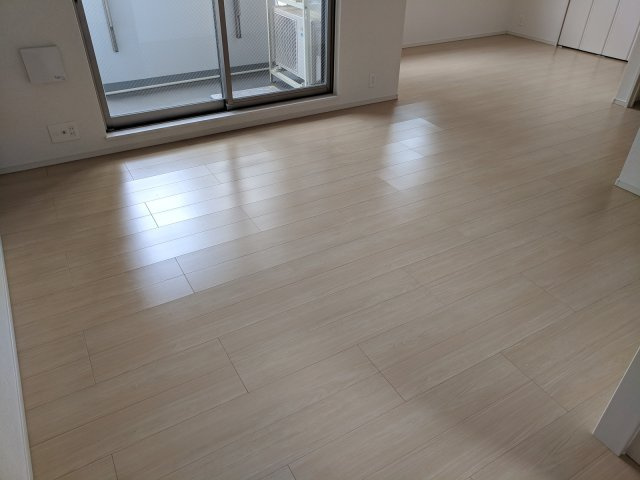 東京tebikiの居間・リビング