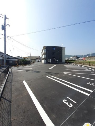 チェリー　ブロッサムの駐車場