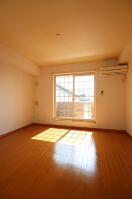 【居間・リビング】 | イノセントコートB棟