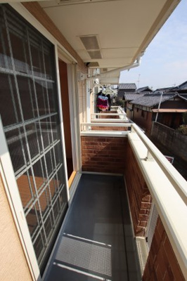 【バルコニー】 | イノセントコートB棟