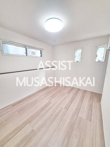 D-comodo関前の洋室