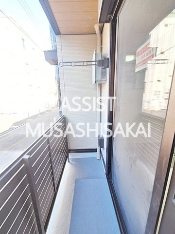 D-comodo関前のバルコニー