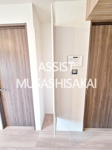 D-comodo関前の内装