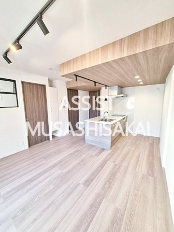 D-comodo関前の居間・リビング