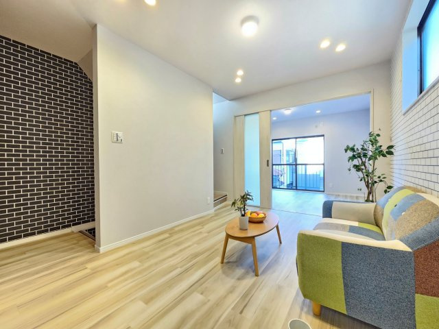 【居間・リビング】の画像