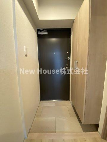 Aglaia要町の玄関