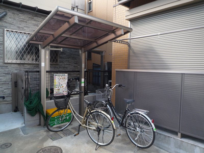  | フラットヒルズ（シャーメゾン） | 屋根付き駐輪場