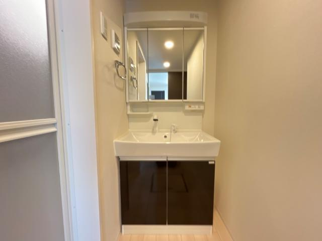 Hill Villageの洗面所|洗髪洗面化粧台