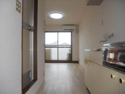 ハイツ福田の展望|玄関から～