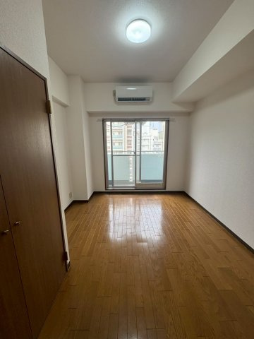 フロール須磨の洋室|コンパクトで使いやすい洋室です