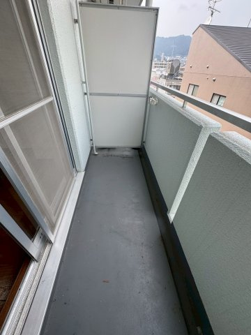 フロール須磨のバルコニー|お洗濯にも便利なバルコニー付き