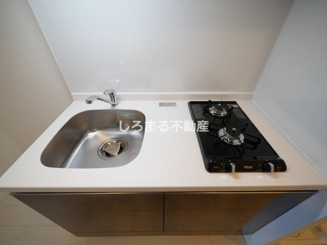 エグゼ難波WESTリバーのキッチン