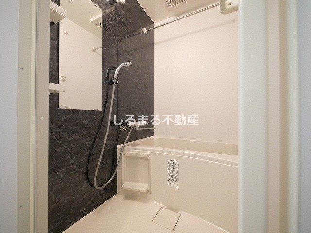 エグゼ難波WESTリバーの浴室