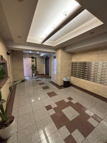 グラマシー心斎橋東のロビー