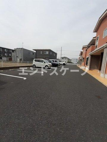 フィオーレ　プリート　Ⅱの駐車場|高崎、前橋のお部屋探しはエンドスケープまで！お客様の理想お聞かせ下さい♪