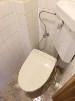 【トイレ】 | カレント | ※同タイプの別の部屋の写真です。