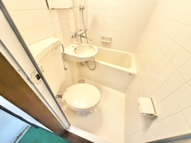 清潔感のあるトイレです