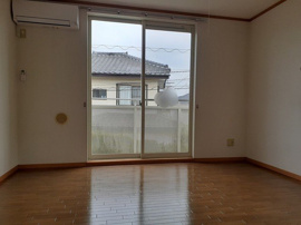 ゆったり過ごせるリビングです