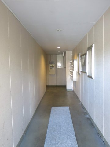 ハイクオリティながえのエントランス