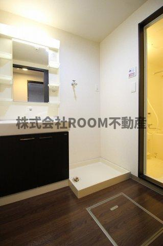 グランディール一万城の洗面所|脱衣スペースもあります