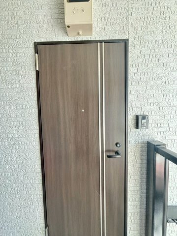 落ち着いた玄関です