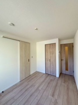 ゆったり過ごせる居間です