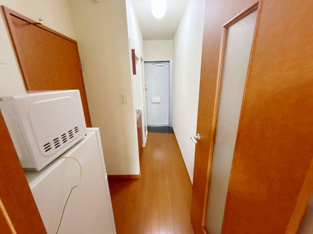 収納もある玄関です