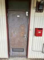 落ち着いた玄関です