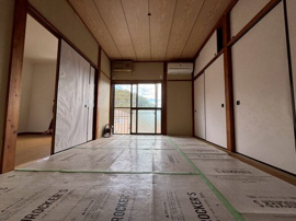 日本らしい落ち着いた雰囲気の和室です