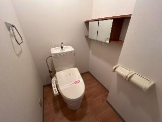 【トイレ】 | サンフラワー新宮 | トイレ（イメージ）