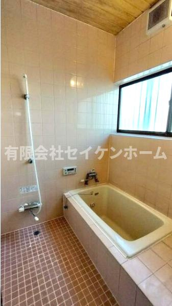 熊谷市妻沼　中古住宅の浴室