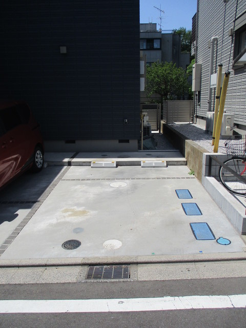 Ｃｌａｉｒ　Ｍａｉｓｏｎ　Ｅａｓｔの駐車場
