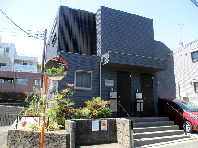 Ｃｌａｉｒ　Ｍａｉｓｏｎ　Ｅａｓｔ