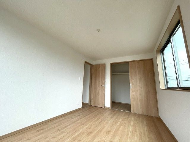 【洋室】 | 博多区諸岡6丁目戸建