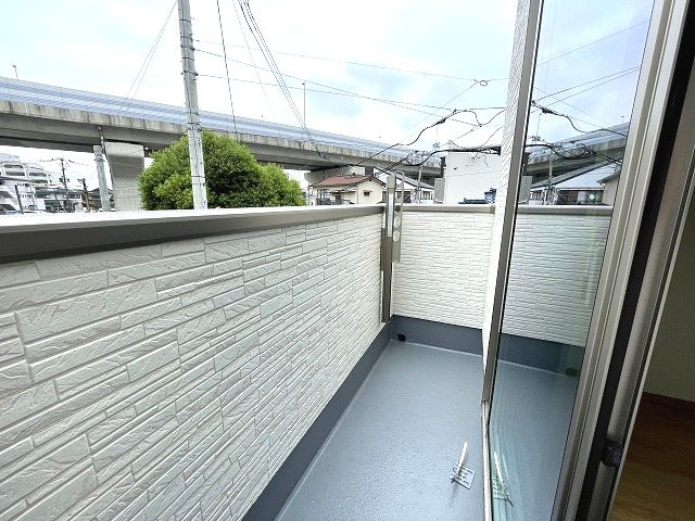 【バルコニー】 | 博多区諸岡6丁目戸建 | 2階バルコニーです。