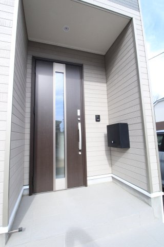 結城市結城　第43（Ⅱ期）4号棟の玄関