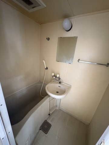 他部屋参考写真です。