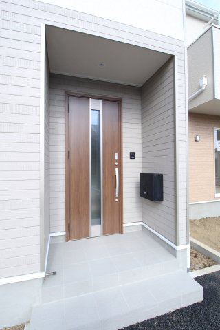 結城市結城　第43（Ⅱ期）1号棟の玄関