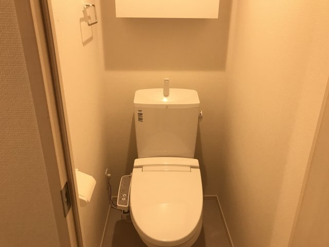 清潔感のあるトイレです