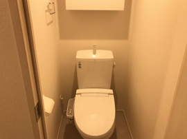 清潔感のあるトイレです