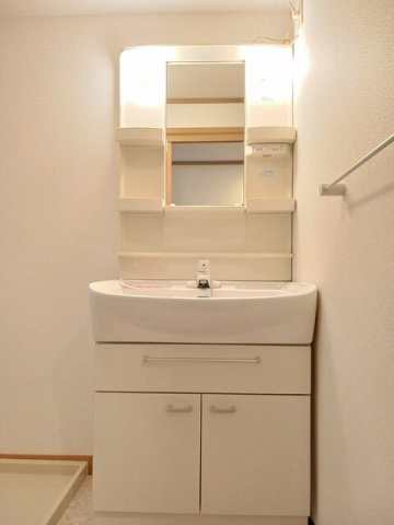 コンパクトで使いやすい洗面所