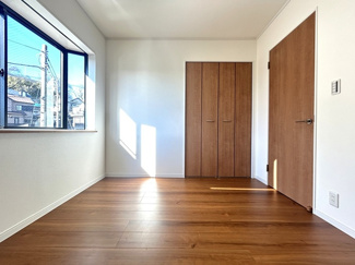 【洋室】 | 厚木市恩名 中古戸建て | 洋室5帖