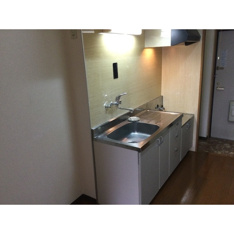 コンパクトなキッチンで掃除もラクラク