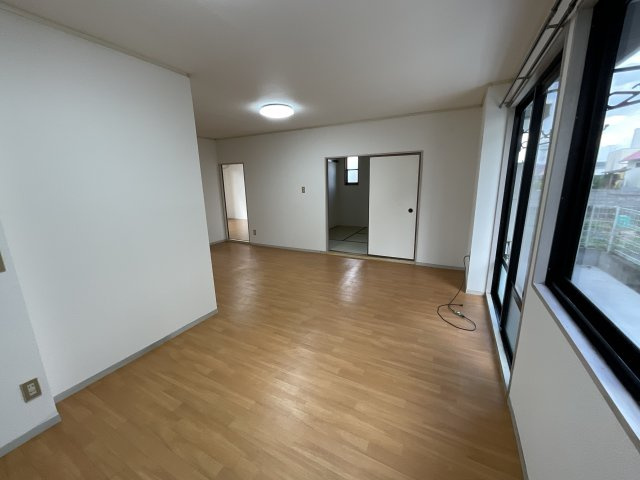 【居間・リビング】 | ハイツKKM3 | 使いやすい居間です