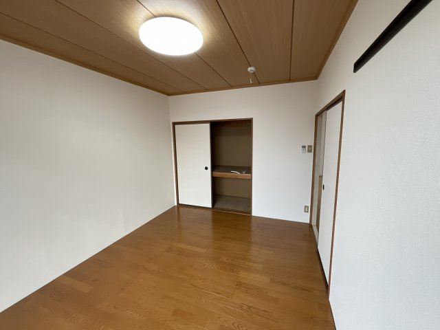 【洋室】 | ハイツKKM3 | コンパクトで使いやすい洋室です
