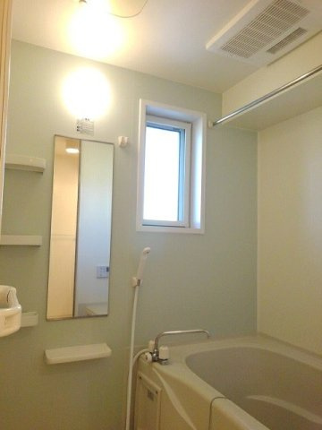 フィオーレＮＳ　Ⅳ－Ｄの浴室