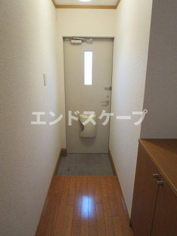 ローズコートＡの玄関|高崎、前橋のお部屋探しはエンドスケープまで！お客様の理想お聞かせ下さい♪